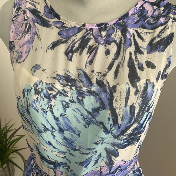 Just Taylor dress - Picture 3 of 3